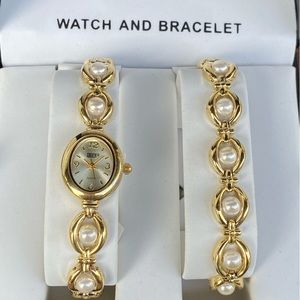 Gruen watch and bracelet, gold with pearl details
